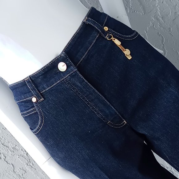 Escada Ladies Luxury Jeans 👖 - Picture 3 of 16